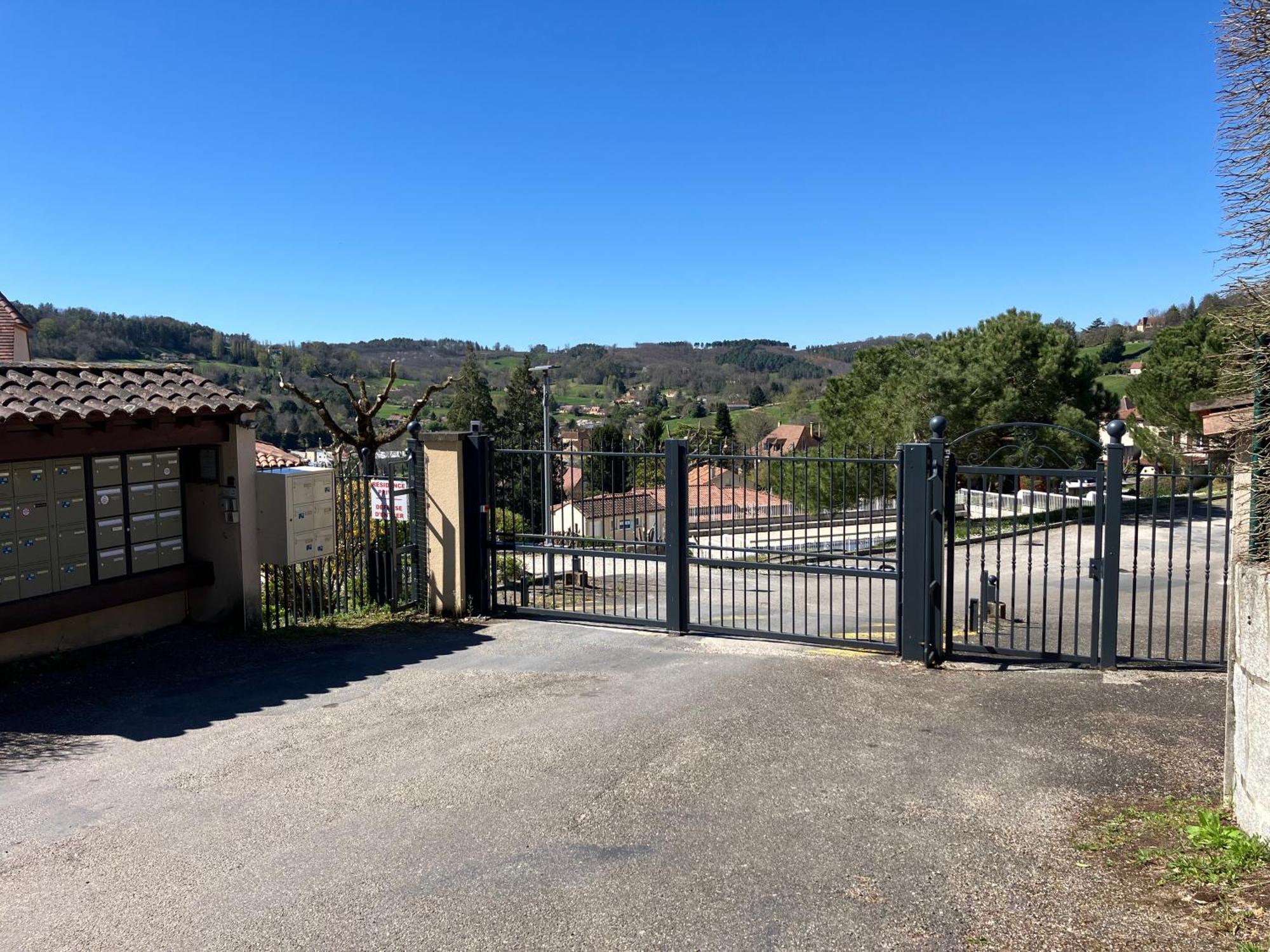 Le N4 Des Hauts De Sarlat, Clim Piscine Parking Экстерьер фото